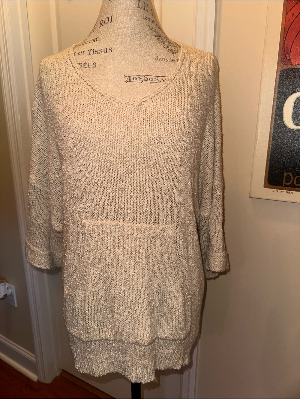 easel Cream V-Neck Knit Tunic with Front Pocket